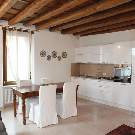 Centre 2 Bedroom Flat Verona Eksteriør bilde