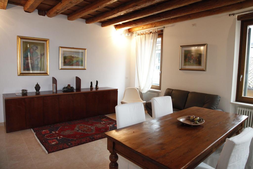 Centre 2 Bedroom Flat Verona Eksteriør bilde